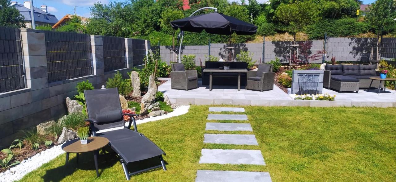Ferienwohnung U Podnoza Zamku Szczytna Exterior foto