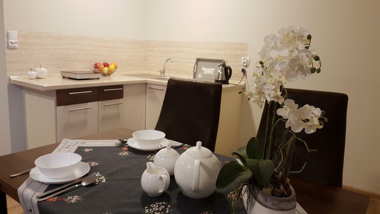 Ferienwohnung U Podnoza Zamku Szczytna Exterior foto