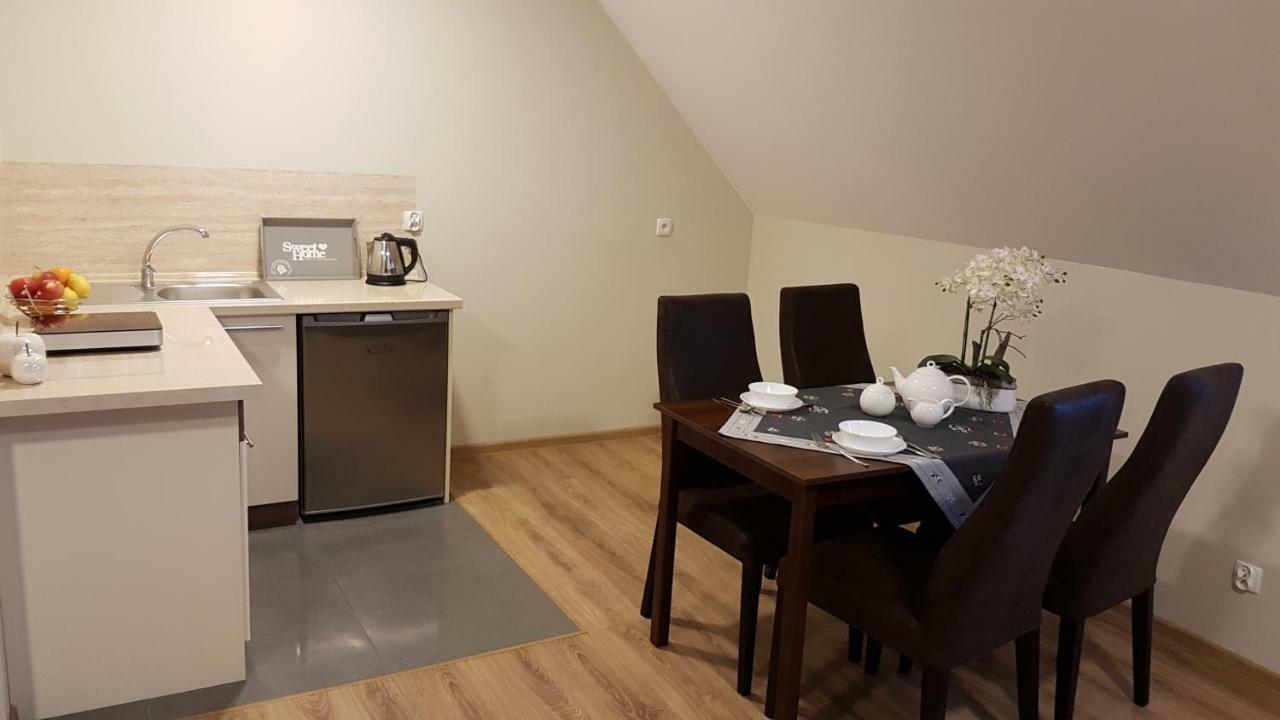 Ferienwohnung U Podnoza Zamku Szczytna Exterior foto