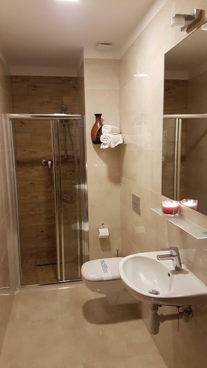 Ferienwohnung U Podnoza Zamku Szczytna Exterior foto