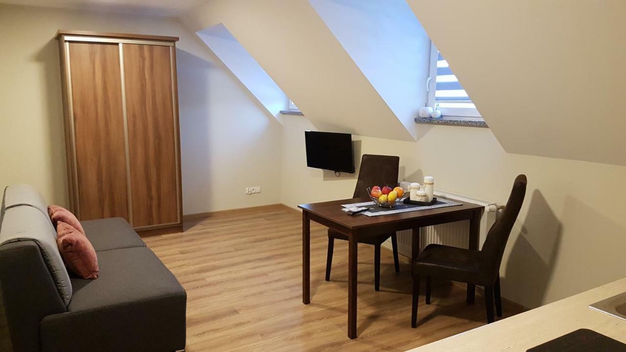 Ferienwohnung U Podnoza Zamku Szczytna Exterior foto